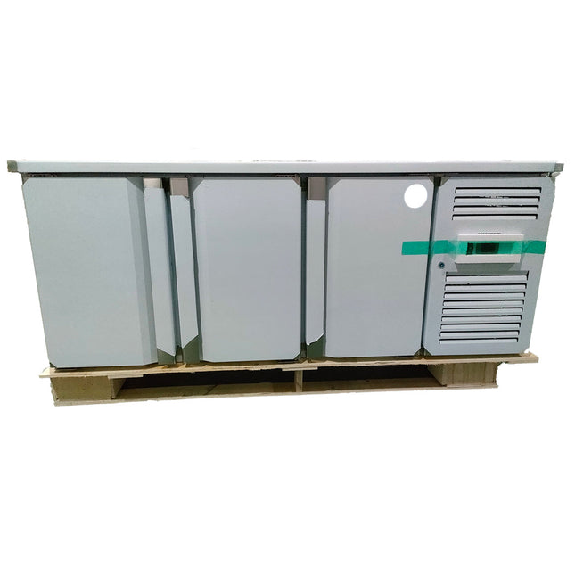 221018 - 3 Door Freezer Counter with Backsplash - 418L (GN3200BT)